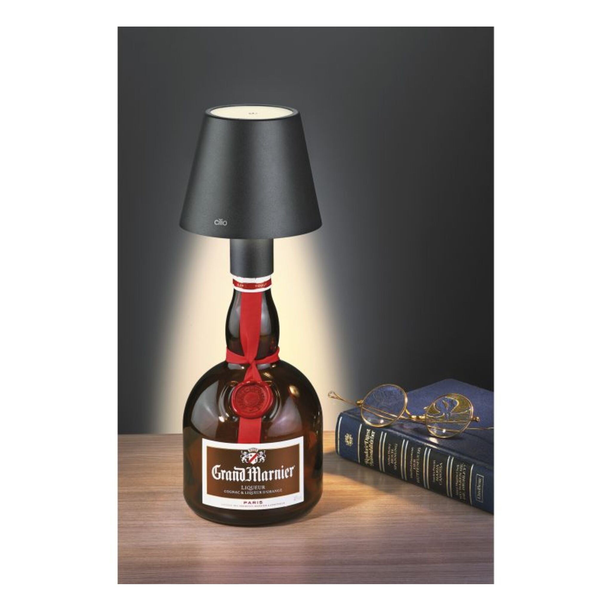 Lampe bouteille LED LUCE, noire, par CILIO