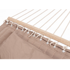 Bizzotto Hängematte Selaya Taupe – Detailansicht Holzspreize mit Ösen und Seilen