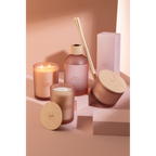 Jolipa Duftkerzen-Set Rose Rêveuse in Rosa mit Reed Diffuser und Holzdeckel