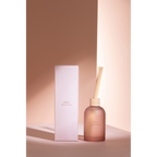 Jolipa Duftspender Rose Réveuse in rosa Flakon mit Rattan-Stäbchen und Geschenkbox