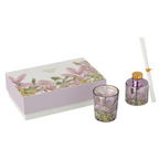 Jolipa "Walk in the Woods" Geschenkset Rosa mit Duftkerze, Reed Diffuser und floraler Geschenkbox