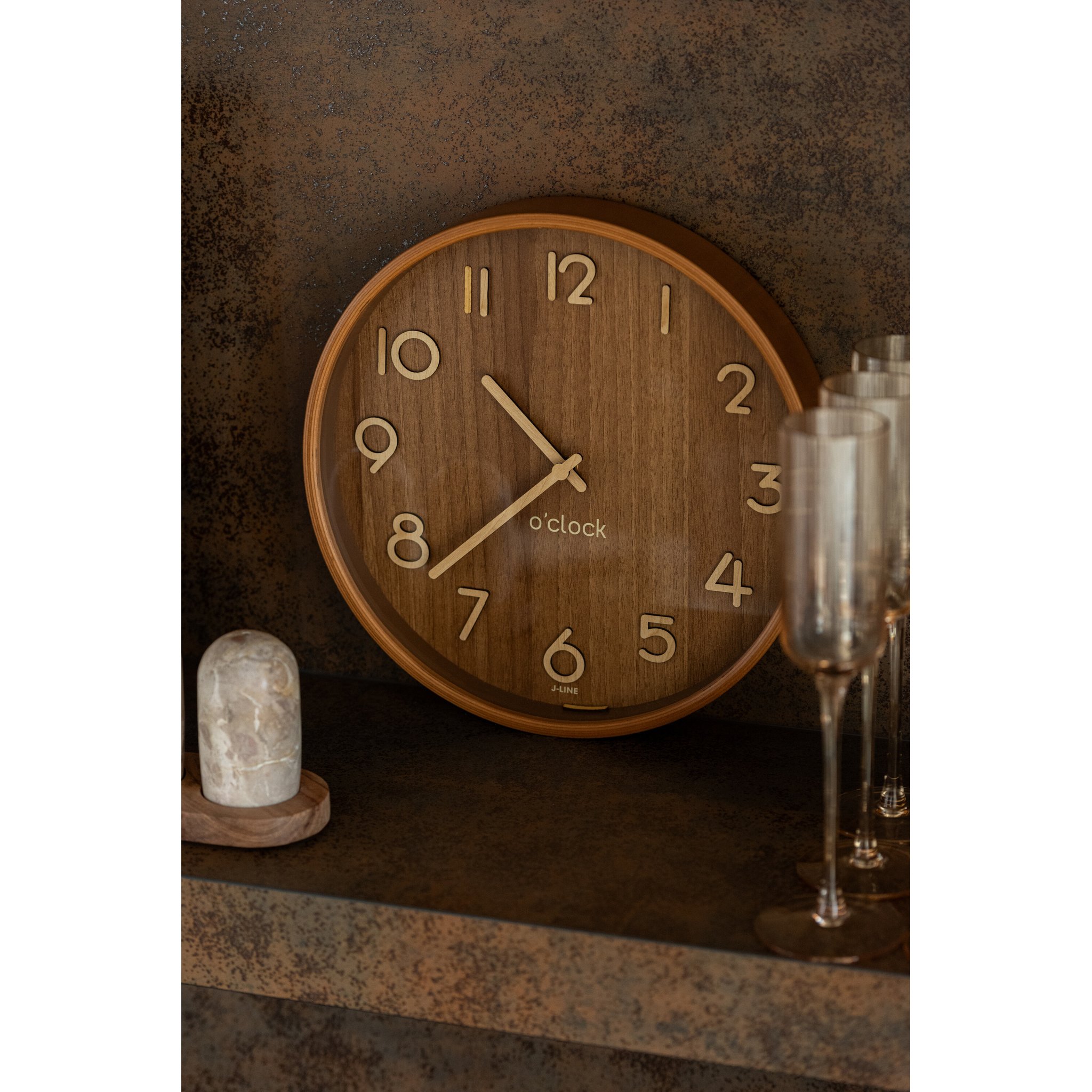 Horloge murale, marron foncé, longueur env. 53 cm
