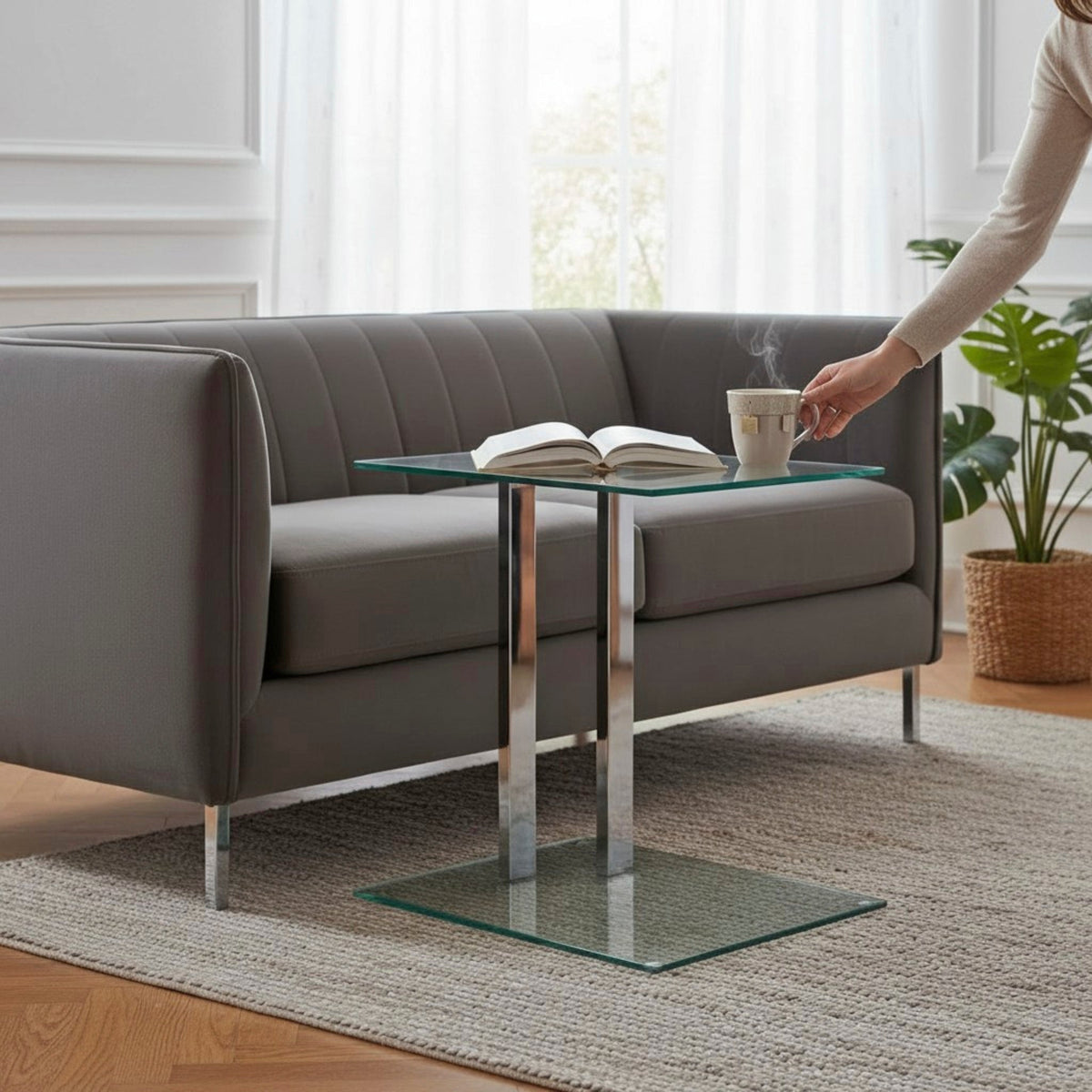 HAKU Möbel Beistelltisch aus Metall mit Glas in Silber 45 x 35 x 50 cm