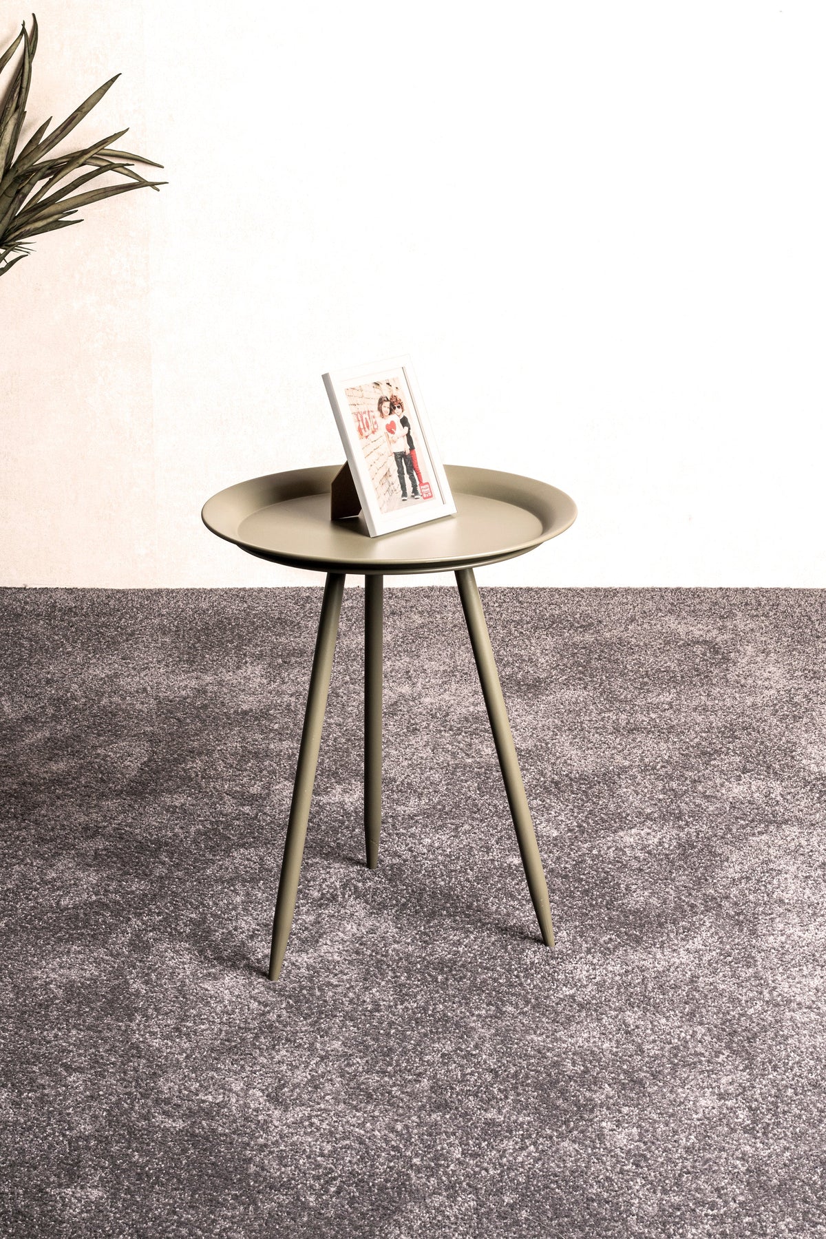 HAKU Möbel Beistelltisch aus Metall H 47-54 cm Ø 38-44 cm, Ø 38 cm, H 47 cm in Grün