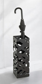 HAKU Möbel Schirmständer aus Metall 16 x 16 x 48 cm in Schwarz