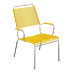Gelber Gartenstuhl mit Armlehnen, Aluminium-Gestell, modernes Design, stapelbar, wetterfest für Terrasse und Balkon.