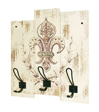 HAKU Möbel Wandgarderobe aus Massivholz Motiv Schriftzug in Beige