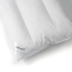 Sleepline Flachkissen Aquasoft in Weiss mit 3 Kammern und Markenlogo, weiches Kopfkissen für erholsamen Schlaf