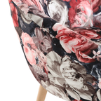 Sessel Tiptoe von Gutmann mit rotem Blumenmuster auf dunkelblauem Veloursstoff, Detailansicht Rückenlehne