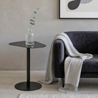 HAKU Möbel Beistelltisch aus Metall massiv 53 x 38 x 60 cm in Schwarz