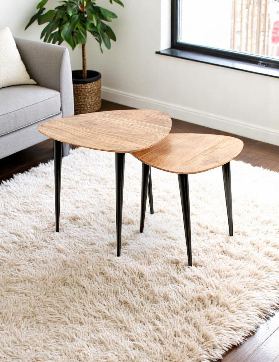 HAKU Möbel Beistelltisch aus Massivholz Schweizer Kante in Braun B 46-55 cm H 41-46 cm, 46 x 46 cm, H 41 cm