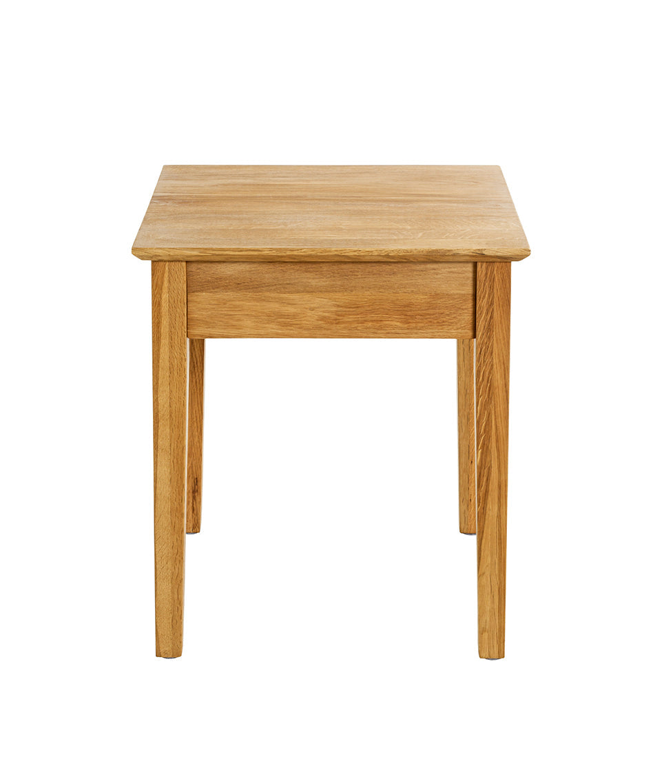 HAKU Möbel Beistelltisch aus Massivholz Schweizer Kante in Braun 45 x 45 x 52 cm