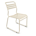 Schaffner Lätti-Stuhl mit Kufen in Pastellsand - moderner Design-Klassiker für Garten und Terrasse