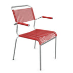 Schaffner Spaghettistuhl mit Armlehne Rot - moderner Gartenstuhl aus Kunststoff und Aluminium