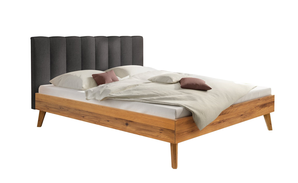 Hasena Taliana Massivholzbett mit Polsterkopfteil – 140 x 200 cm, Fusshöhe 20 cm, Wildeiche natur, geölt, Pace grey