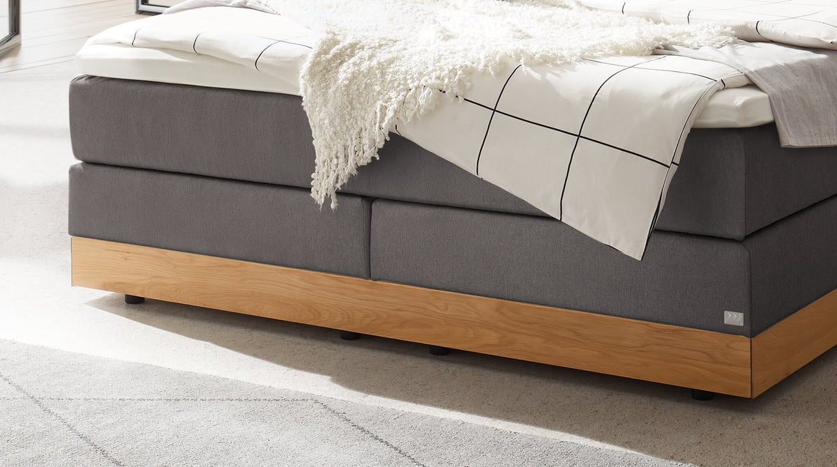 Hasena Alba Boxspringbett mit Stauraum – 180 x 200 cm, Glamour-Top, Pace light grey