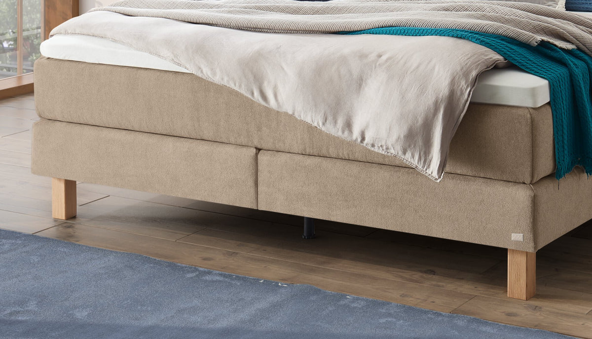 Hasena Carlota Boxspringbett – 140 x 200 cm, Elegance-Top, Pace sand