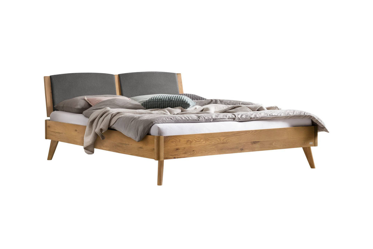 Hasena Mareto Massivholzbett mit Polsterkopfteil – 140 x 200 cm, Fusshöhe 20 cm, Wildeiche natur, geölt, 841-Pace grey