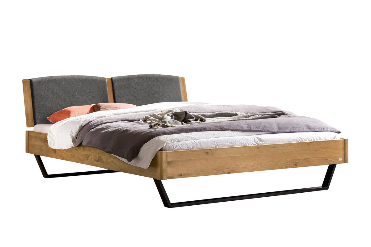 Hasena Marola Massivholzbett mit Polsterkopfteil – 140 x 200 cm, Fusshöhe 20 cm, Wildeiche natur, geölt, 841-Pace grey