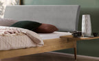 Hasena Sestola Bett mit Polsterkopfteil – 160 x 200 cm, Fusshöhe 25 cm, MDF weiss deckend, lackiert, 842-Pace sand