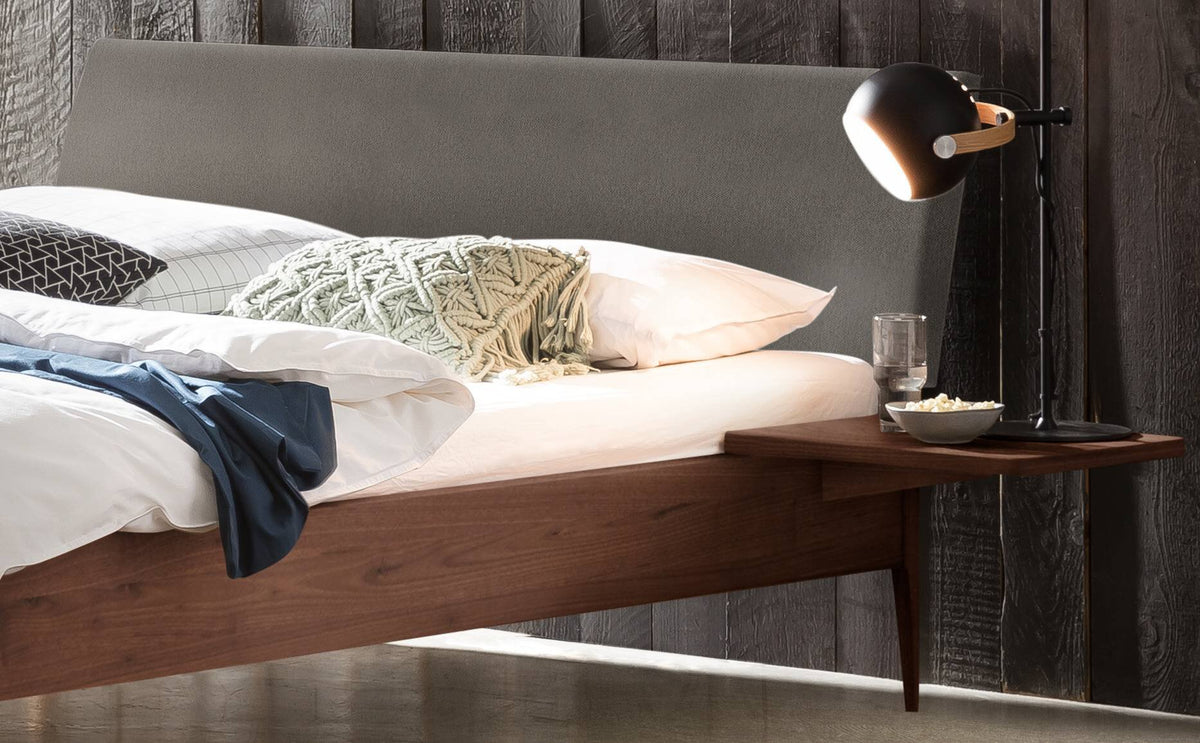 Hasena Fanano Bett mit Polsterkopfteil – 160 x 200 cm, 20 cm, Wildeiche natur, geölt