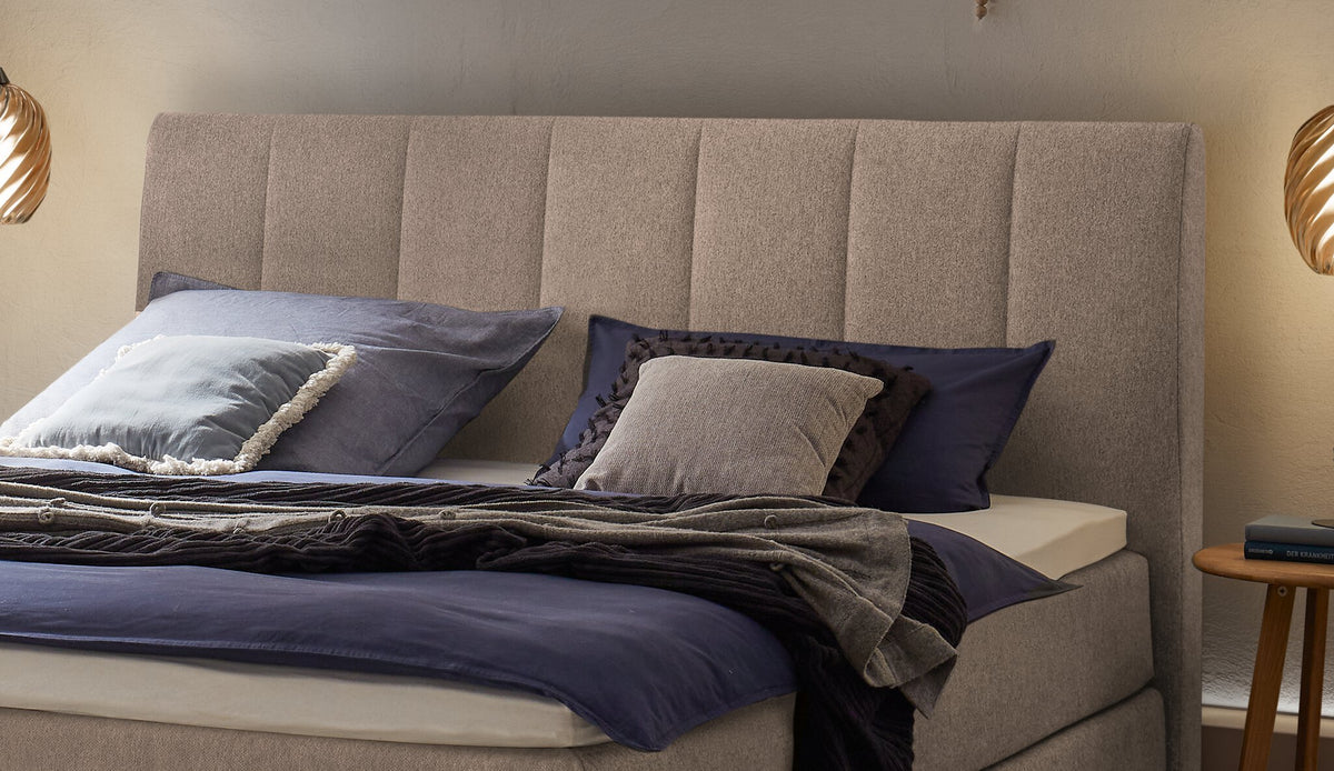Hasena Fernanda Boxspringbett – 160 x 200 cm, Glamour-Top, Pace grey