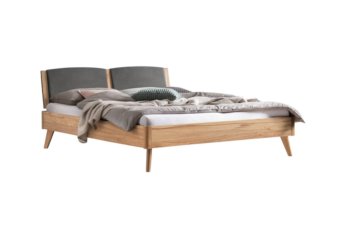 Hasena Mareto Massivholzbett mit Polsterkopfteil – 140 x 200 cm, Fusshöhe 20 cm, Wildbuche natur, geölt, 841-Pace grey