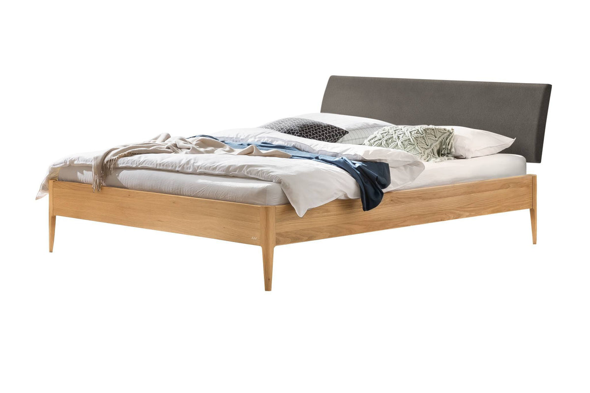 Hasena Fanano Bett mit Polsterkopfteil – 140 x 200 cm, 20 cm, Eiche bright, geölt