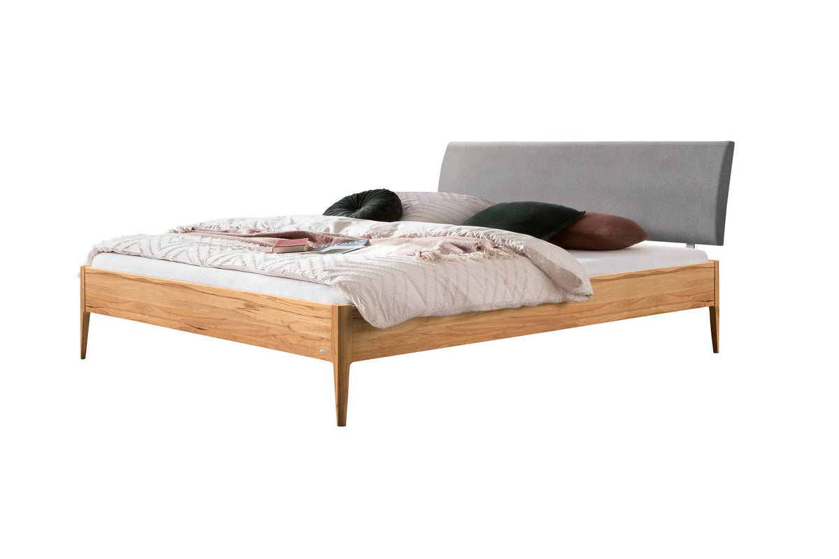 Hasena Sestola Bett mit Polsterkopfteil – 140 x 200 cm, Fusshöhe 20 cm, Wildbuche natur, geölt, 840-Pace light grey