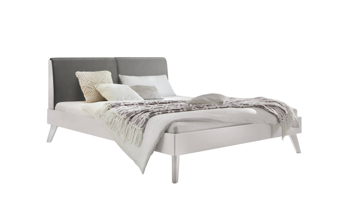 Hasena Simone Bett mit Polsterkopfteil – 140 x 200 cm, Fusshöhe 20 cm, MDF weiss deckend, lackiert, Monet steel