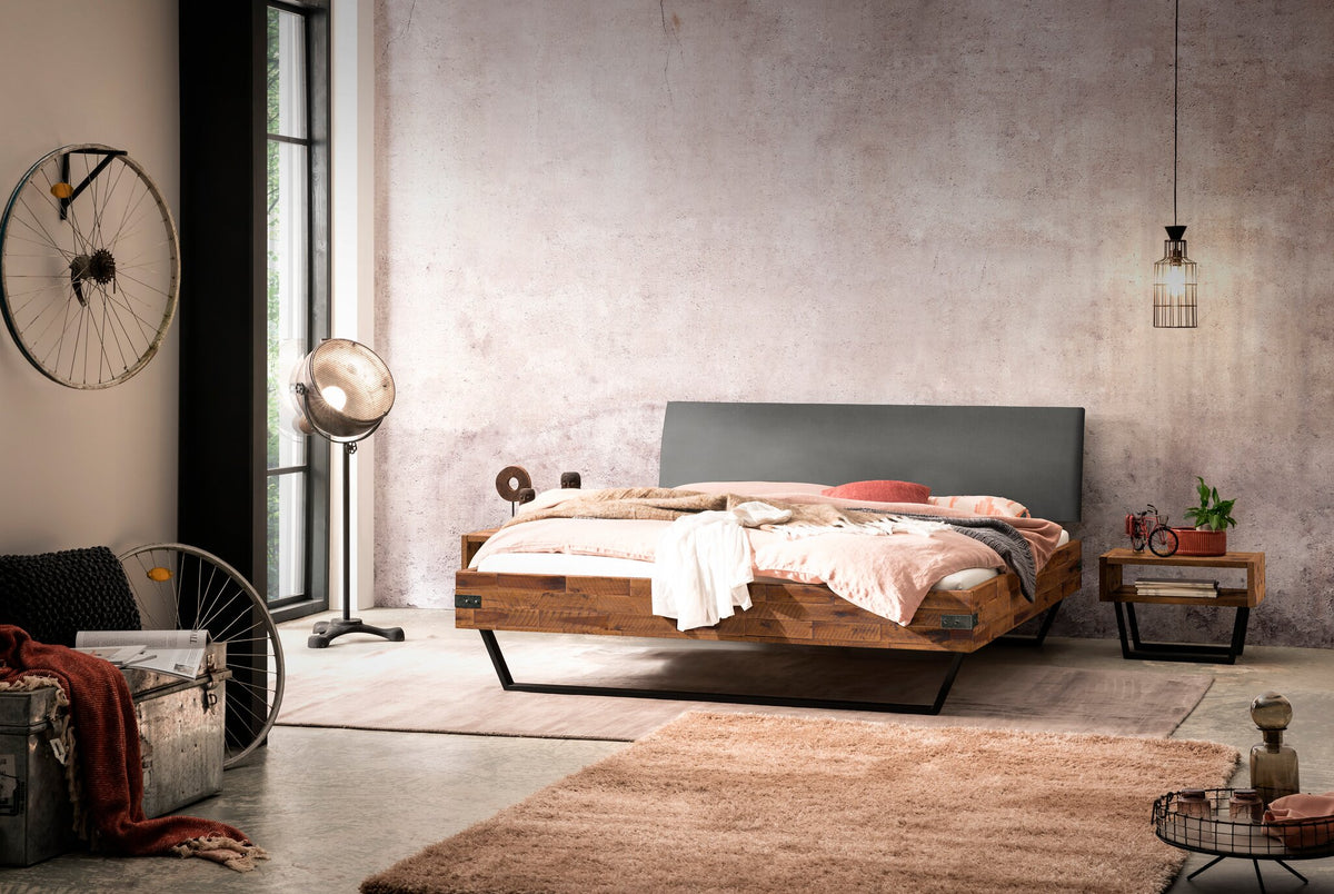 Hasena Lecona Massivholzbett mit Polsterkopfteil – 140 x 200 cm, 25 cm, Akazie Vintage brown, lackiert