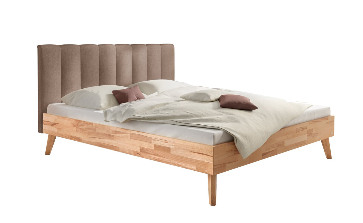Hasena Taliana Massivholzbett mit Polsterkopfteil – 140 x 200 cm, Fusshöhe 20 cm, Kernbuche natur, geölt, Pace sand