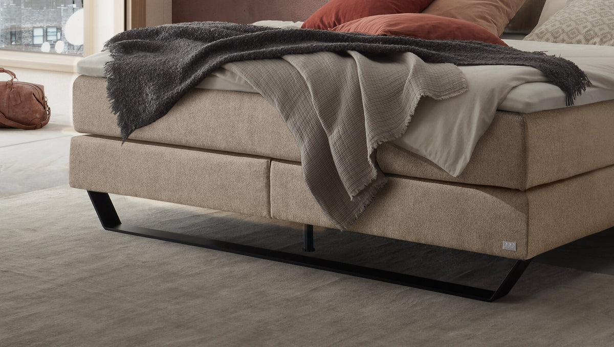 Hasena Celina Boxspringbett – 160 x 200 cm, Glamour-Top, Pace sand