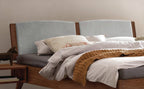 Hasena Fabro Bett mit Polsterkopfteil – 160 x 200 cm, Fusshöhe 25 cm, Eiche bright, geölt, 840-Pace light grey