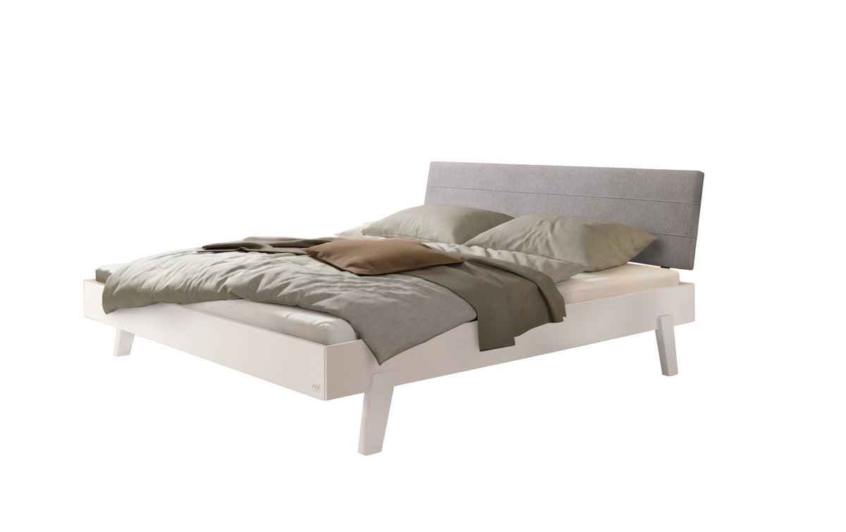 Hasena Vasto Bettgestell – 140 x 200 cm, Fusshöhe 20 cm, MDF weiss deckend, lackiert, Pace light grey