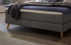 Hasena Fernanda Boxspringbett – 160 x 200 cm, Glamour-Top, Pace light grey