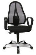 Schwarzer Bürostuhl mit Netzrücken, Armlehnen und Chromstern-Rollen – ergonomischer Drehstuhl für Home Office