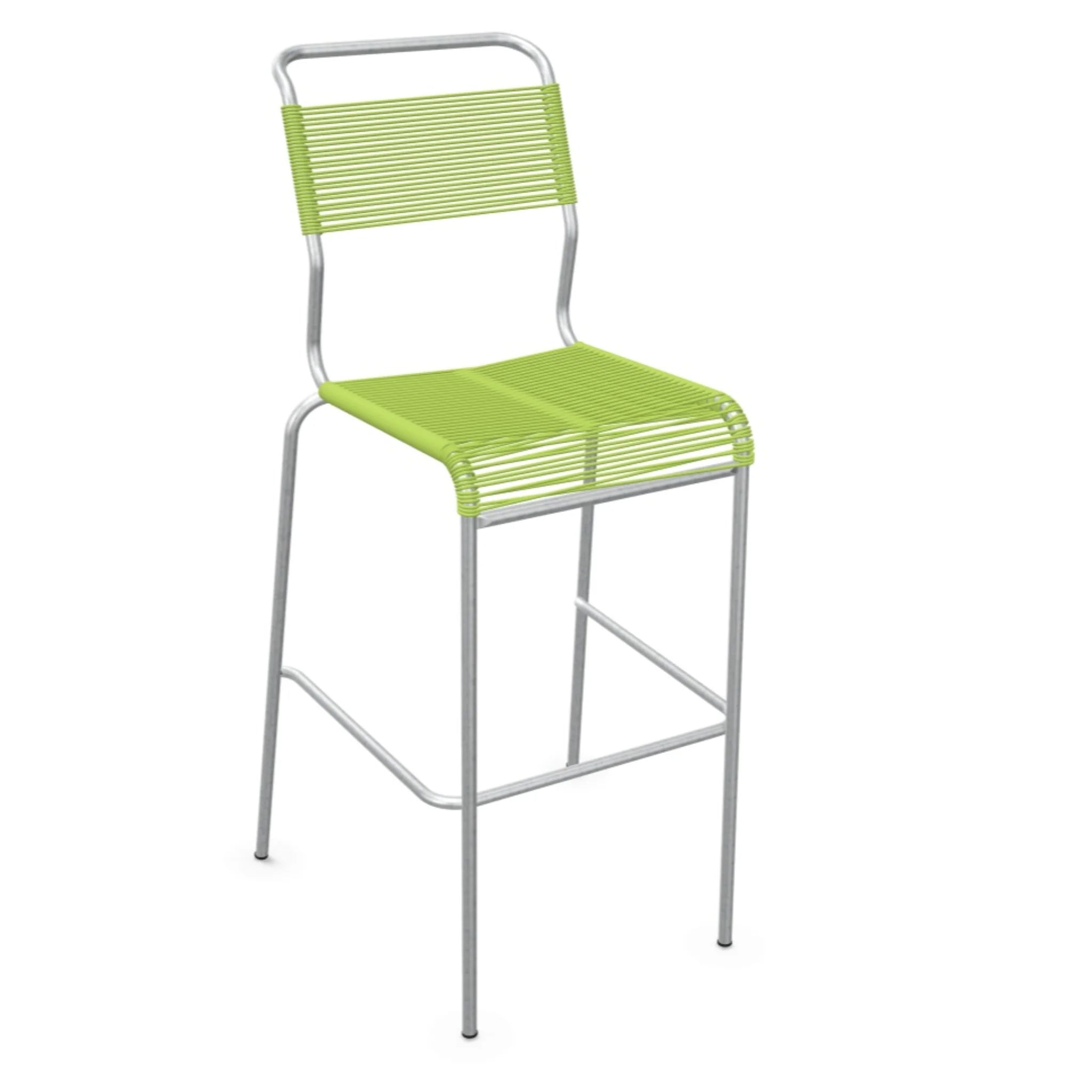 Moderner Barhocker mit hellgrünem Kunststoffgeflecht und grauem Metallgestell, stapelbar, Sitzhöhe ca. 65 cm.