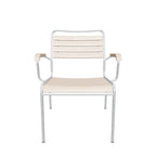 Fauteuil de salon Rigi en lattes de bois avec accoudoir